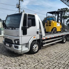 Caminhão guincho de Auto socorro França ASF táxi e guinchos em São José dos Pinhais - PR