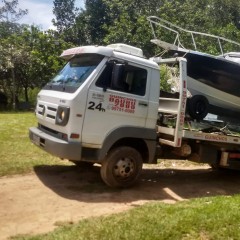 Caminhão guincho de Guinchos Bauru 2000 em Bauru - SP