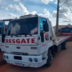 Caminhão guincho de Rafas Guincho Uberlândia  em Uberlândia - MG
